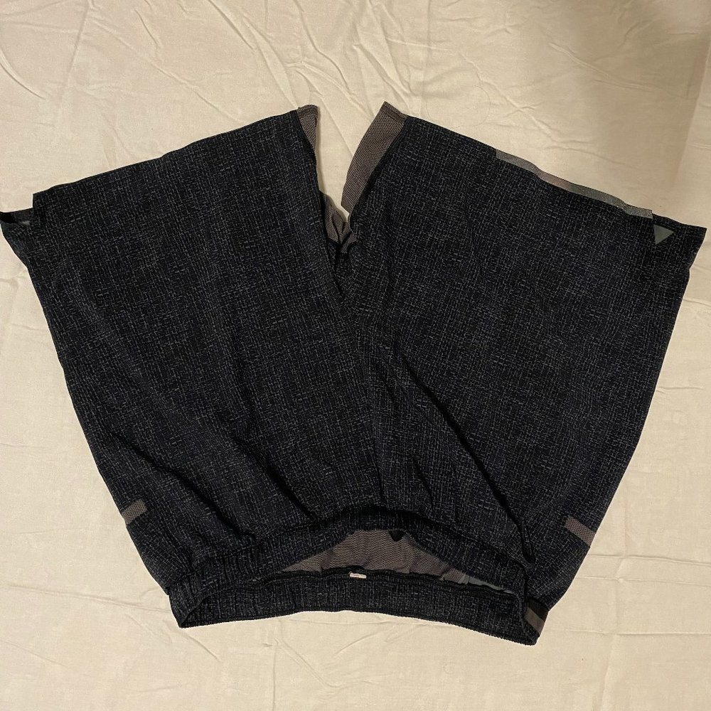 Mens Surge Line Shorts